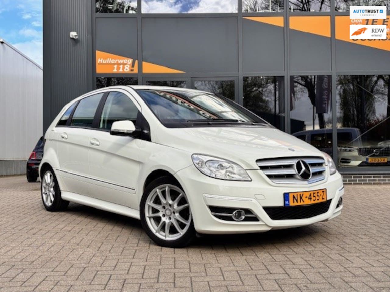 Mercedes-Benz B-klasse - 160 BlueEFFICIENCY Business Class/stoelverw/lm/airco/nette auto - AutoWereld.nl