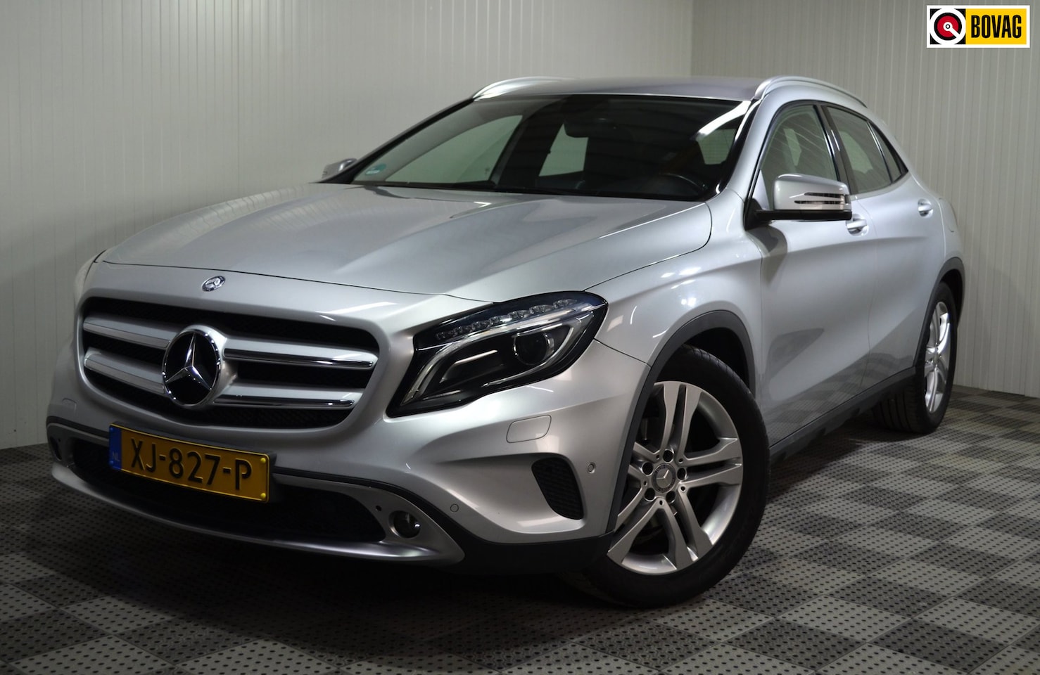Mercedes-Benz GLA-Klasse - 200 Edition 1 / Navi./ Camera / Stoelverw. / Pdc - AutoWereld.nl