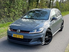 Volkswagen Golf - 2.0 TSI GTI TCR | Akrapovic | Keyless | Camera |