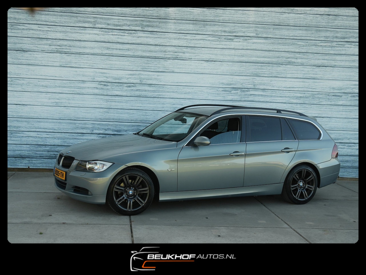 BMW 3-serie Touring - 325i Handbak 218Pk Cruise Ctr Parksensor - AutoWereld.nl
