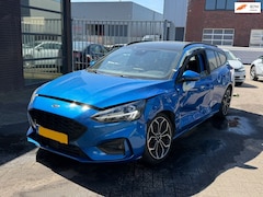 Ford Focus Wagon - 1.5 EcoBoost ST-Line Pano * Led * Navi * B&O * Compleet Kenteken * Verrijdbare Schade