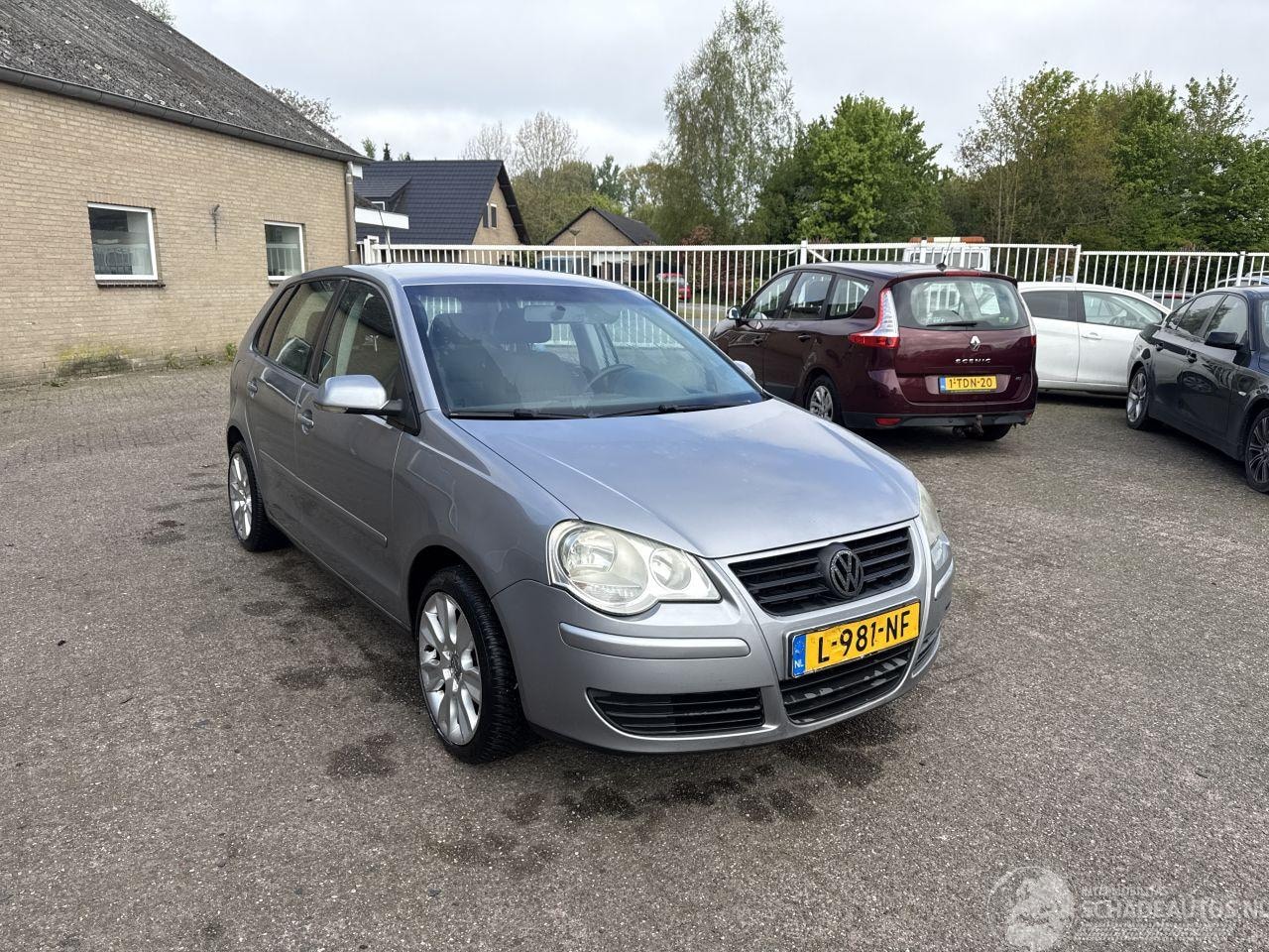 Volkswagen Polo - 1.2 Easyline 1.2 Easyline - AutoWereld.nl