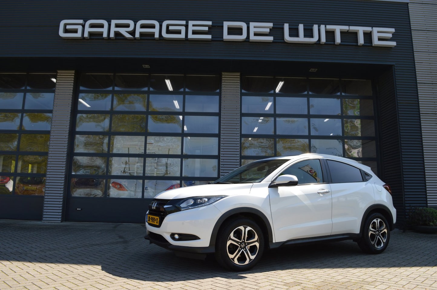 Honda HR-V - 1.5 i-VTEC Executive automaat - AutoWereld.nl