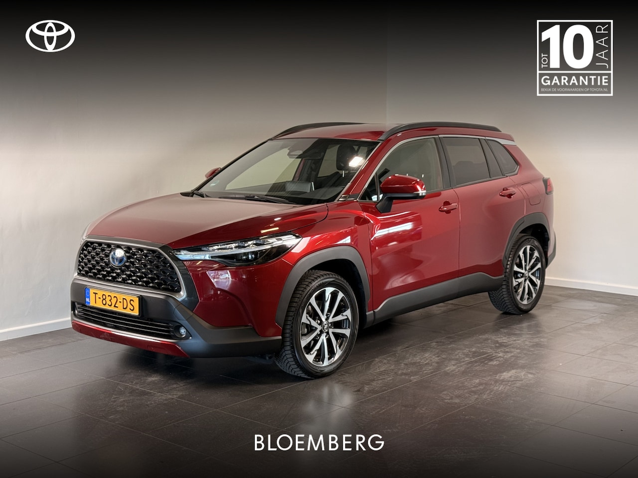 Toyota Corolla Cross - 2.0 High Power Hybrid First Edition | NL auto | Stoelverwarming | Elektr. achterklep | - AutoWereld.nl
