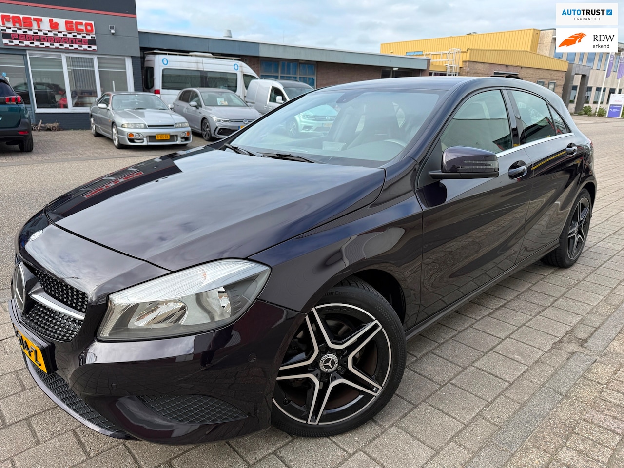 Mercedes-Benz A-klasse - 200 Prestige 2014 AUTOMAAT 18INCH AMG LEDER NAVI - AutoWereld.nl