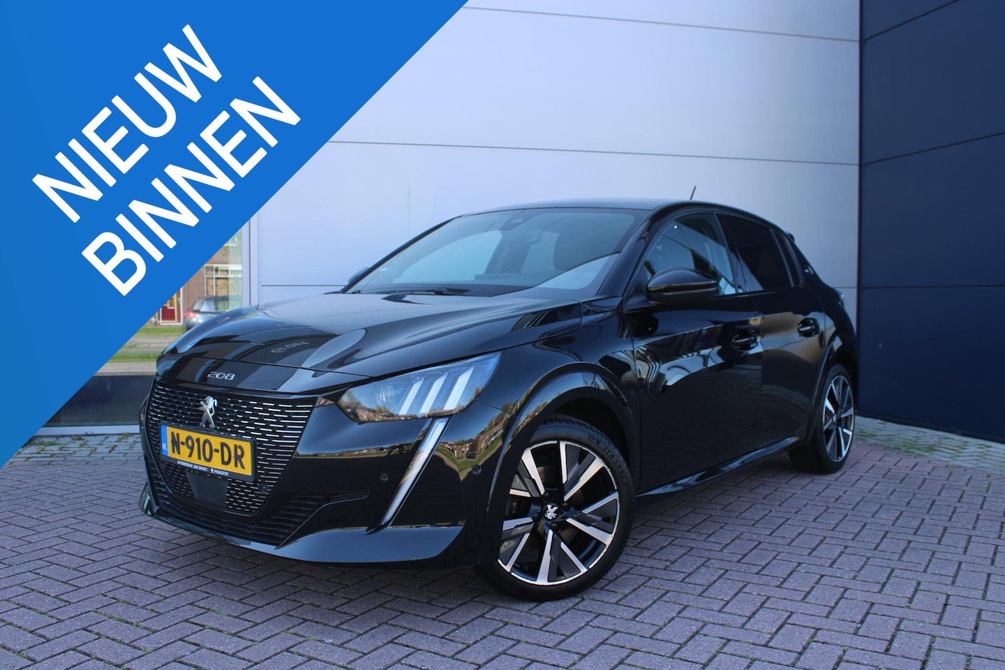 Peugeot 208 - 1.2 PureTech GT Automaat Panoramadak Airco Navi Camera Carplay Dealer onderhouden - AutoWereld.nl