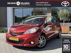 Toyota Yaris - 1.3 VVT-i Aspiration | Trekhaak | All Seasons | Navi |