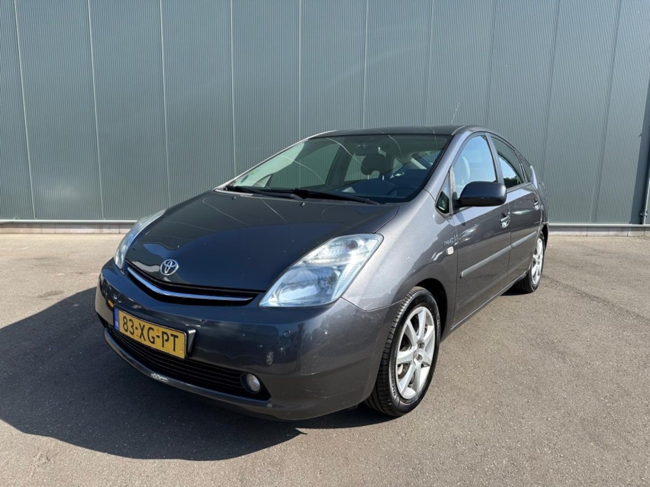 Toyota Prius - 1.5 VVT-i Bns Ed. KEYLESS | NAP ! - AutoWereld.nl