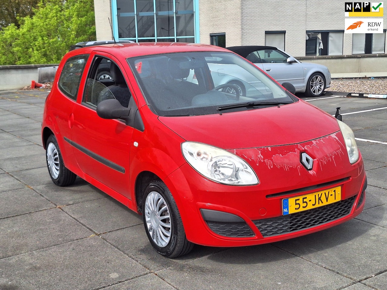 Renault Twingo - €850,-1.2 Authentique Aircondition Apk2026 - AutoWereld.nl
