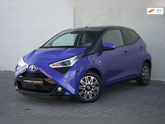 Toyota Aygo - 1.0 VVT-i x-clusiv Automaat, Carplay, Key-less