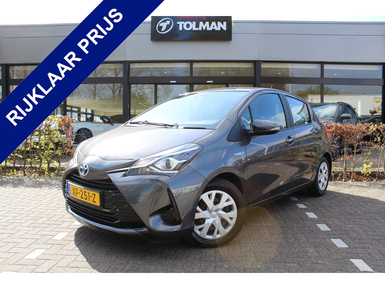 Toyota Yaris - 1.5 Hybrid Active | Rijklaar | "Trekhaak" | Clima | Camera | Cruise | All-season | Dealer - AutoWereld.nl