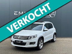 Volkswagen Tiguan - 1.4 TSI R-Line Edition / PANODAK / NAVI / LEEER / STOELVER