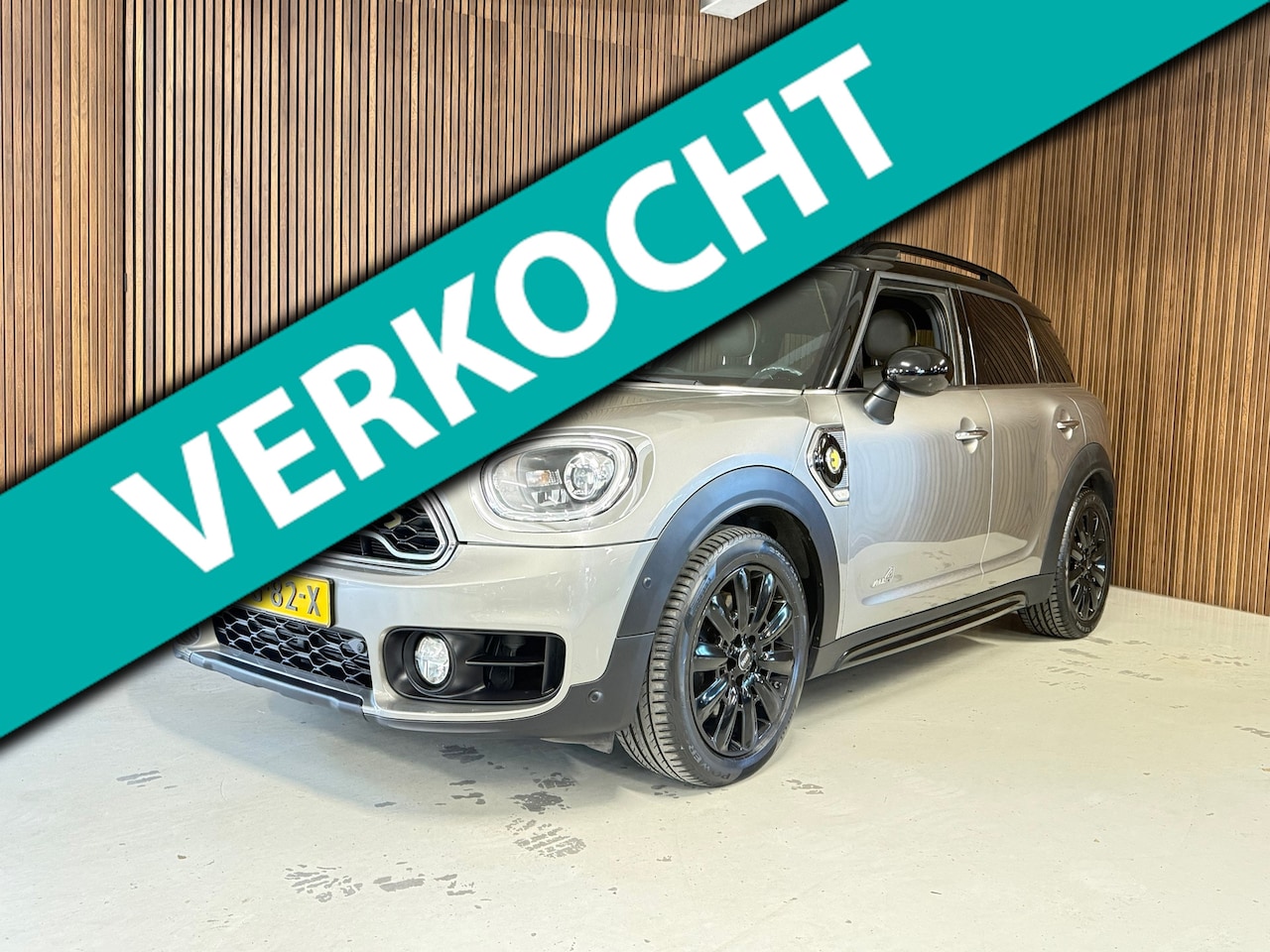 MINI Countryman - Mini 1.5 Cooper S E ALL4 Chili - HUD - Pano dak - Keyless - AutoWereld.nl