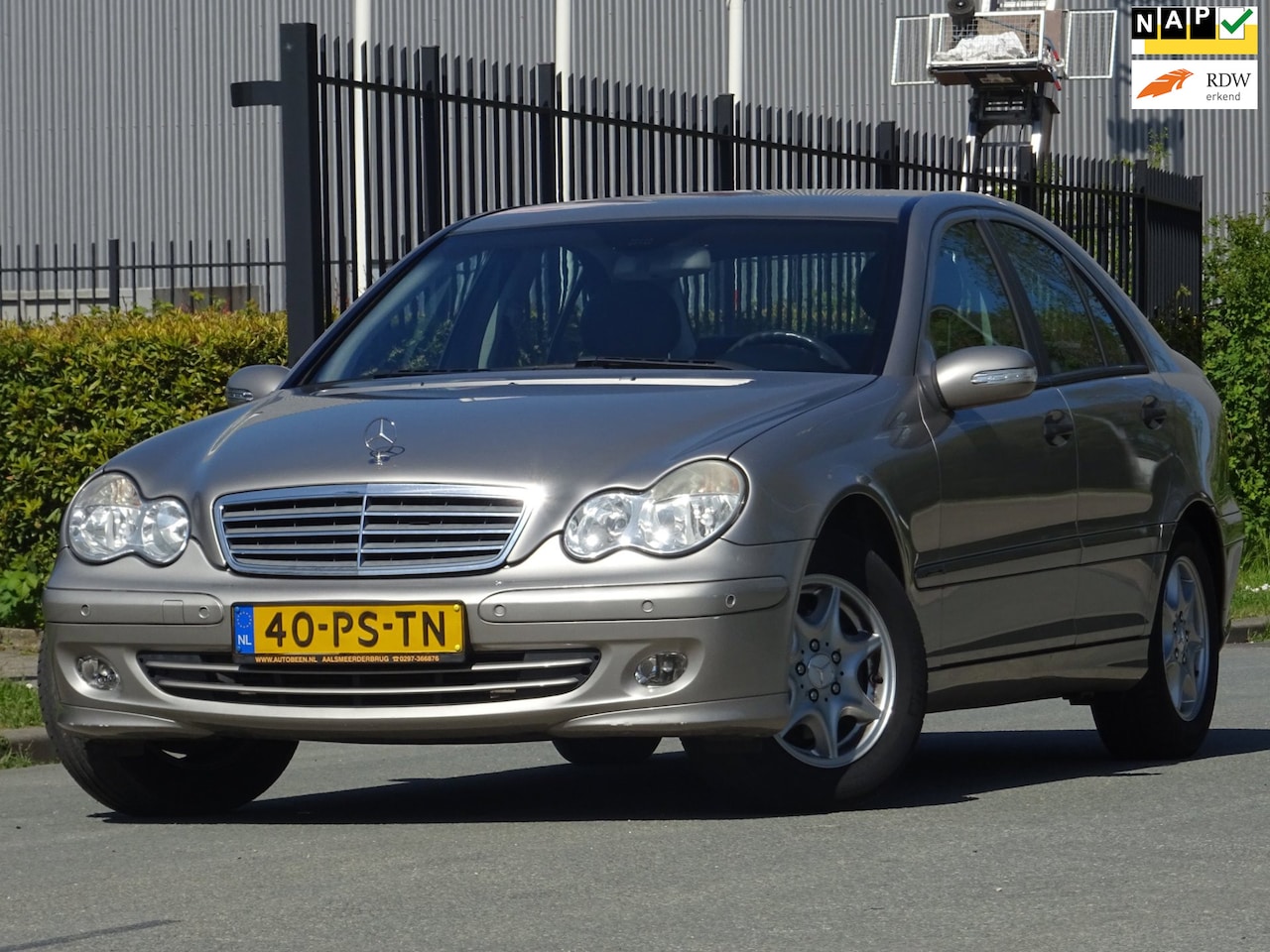 Mercedes-Benz C-klasse - 180 K. Classic AUT. NAP/LEER/NAVI/PDC - AutoWereld.nl