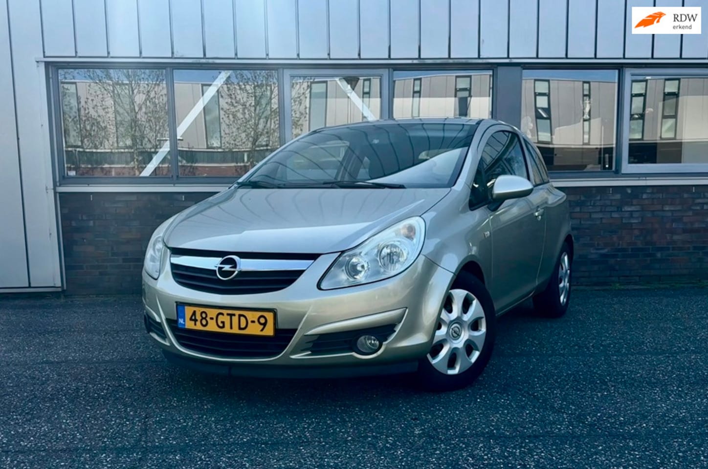 Opel Corsa - 1.2-16V Enjoy 1.2-16V Enjoy - AutoWereld.nl