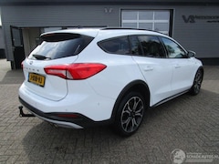 Ford Focus Wagon - 1.5 EcoBlue ST Line Business