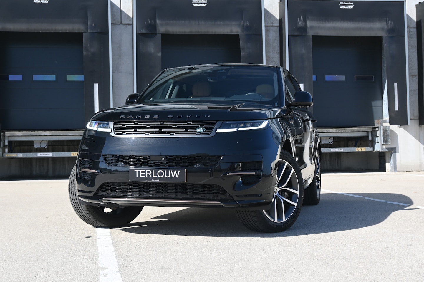 Land Rover Range Rover Sport - 3.0 P440e Dynamic SE - AutoWereld.nl