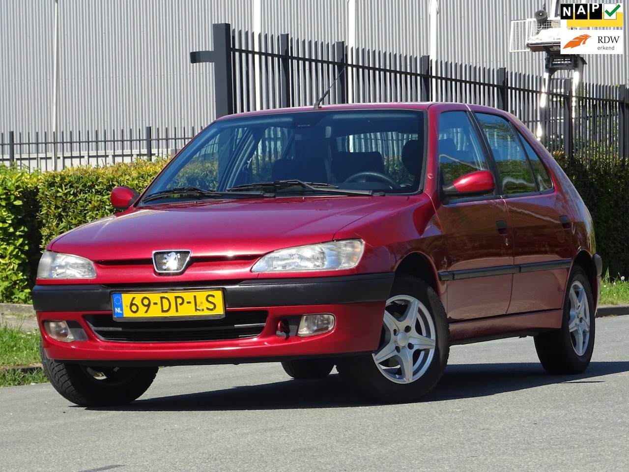 Peugeot 306 - 1.4 XT 5DRS NAP/AIRCO/ELEKRAM/APK 03-2027 - AutoWereld.nl