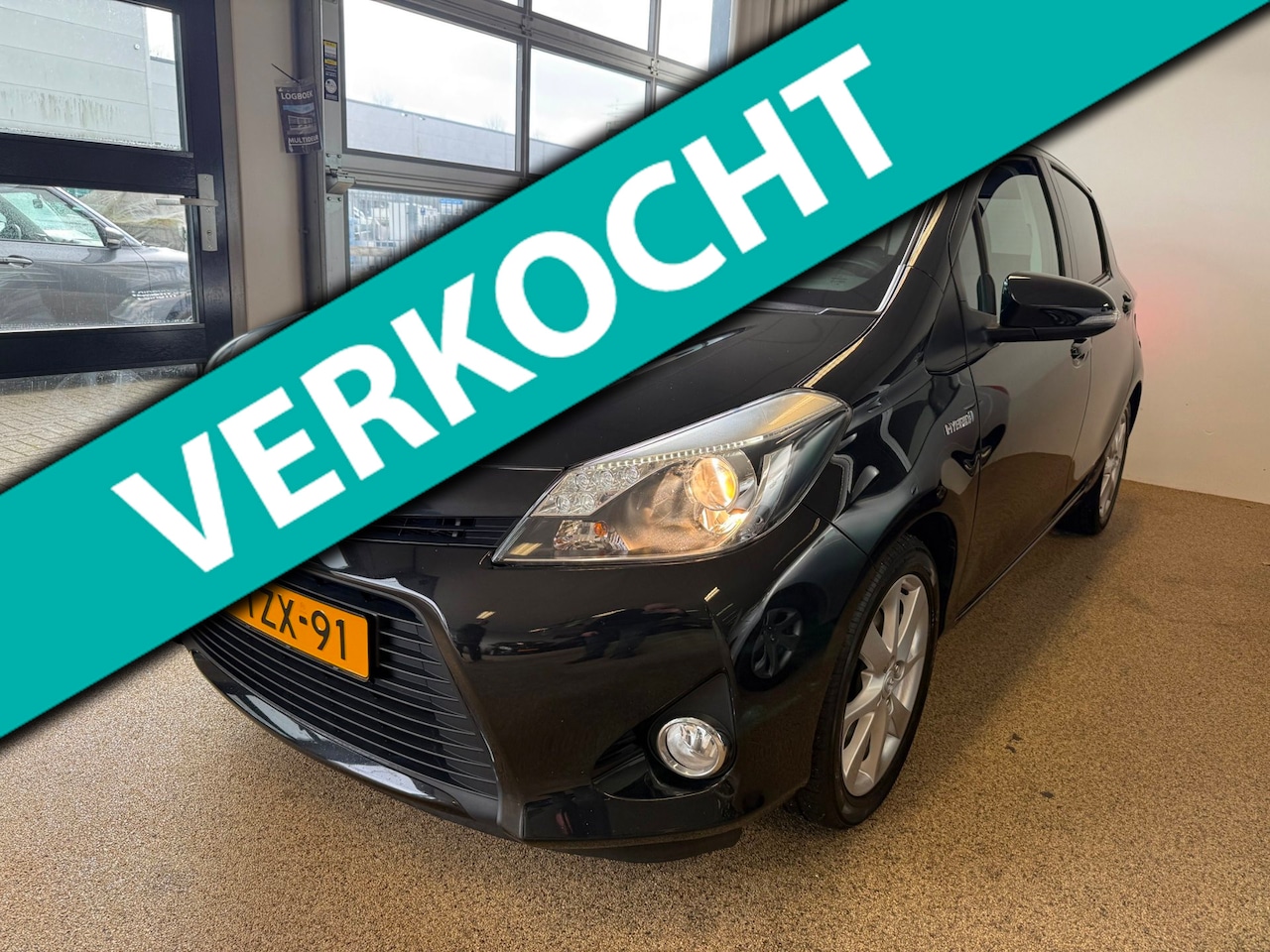 Toyota Yaris - 1.5 Hybrid Dynamic | Automaat |Trekhaak | 1e eigenaar - AutoWereld.nl