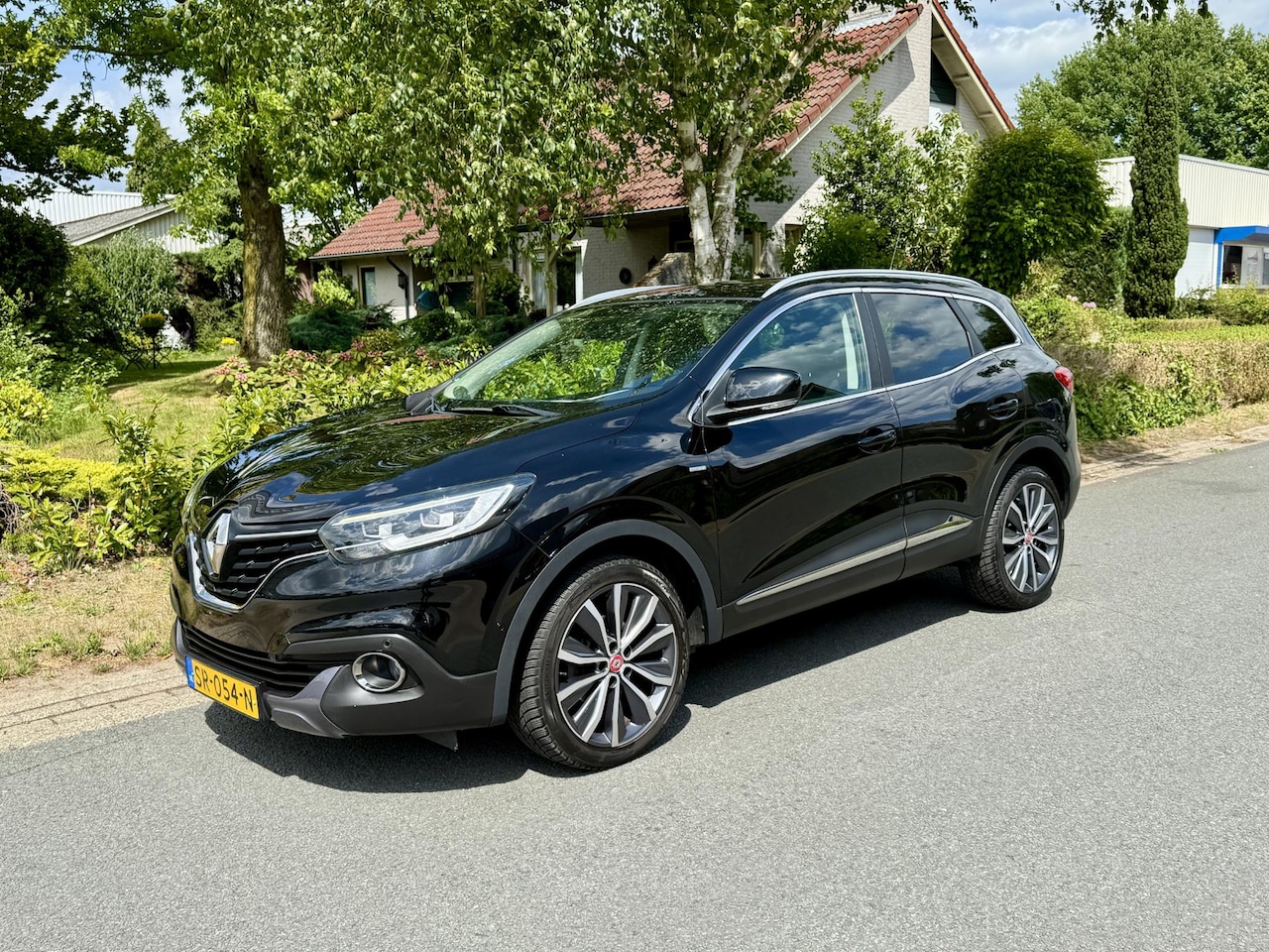 Renault Kadjar - 1.2 TCe Bose 130PK Automaat•Navi•Trekhaak - AutoWereld.nl