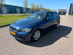 BMW 3-serie Touring - 320i Automaat High Executive