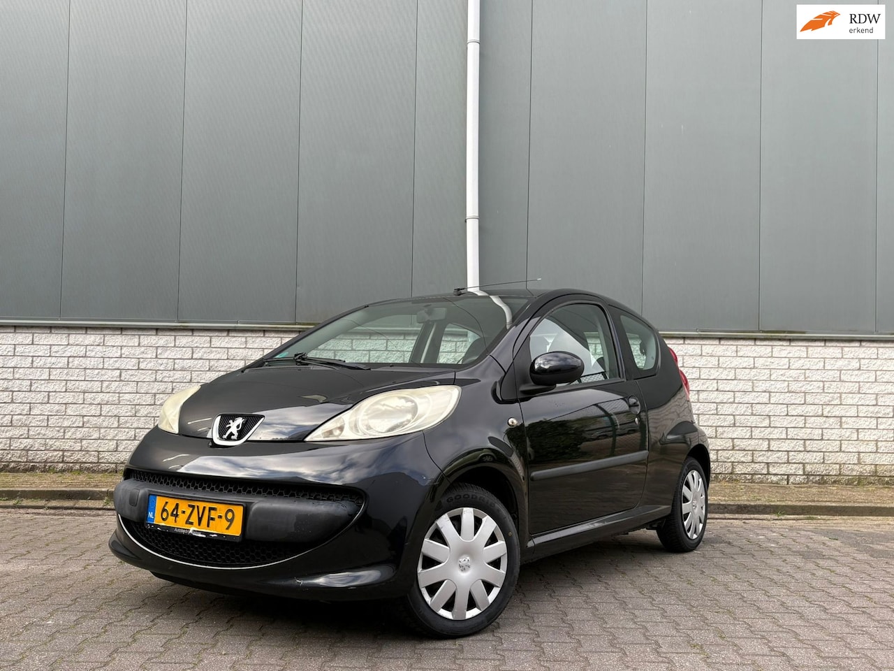 Peugeot 107 - 1.0-12V XR-NWE koppeling-Beurt - AutoWereld.nl