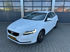 Volvo V40 - 2.0 T2 122pk Nordic+