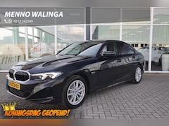 BMW 3-serie - 320e|Camera|Leer|Cruise control|Apple carplay/Android auto|