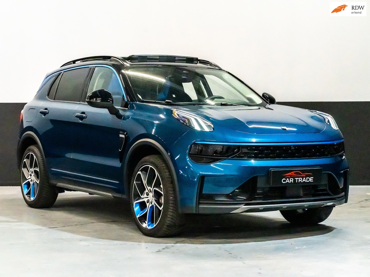 Lynk & Co 01 - 1.5 Autom, Panodak, Digidash, 360.camera, Carplay, Infinity sound - AutoWereld.nl