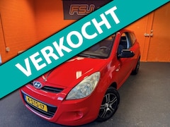 Hyundai i20 - 1.2 / 3 DEURS / SPORT-EDITION / APK 30-03-2027