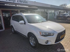 Mitsubishi Outlander - 2.0 Intro Edit.|2010|NAVI|AIRCO|CRUISE