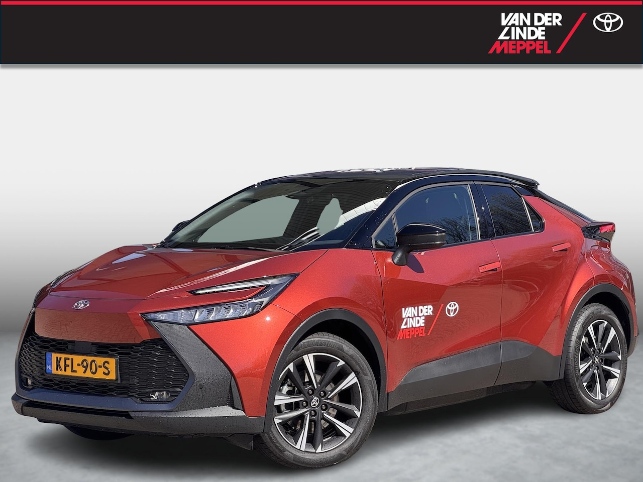 Toyota C-HR - 2.0 Plug-in 220 Dynamic Navi Cruise Clima NL - AutoWereld.nl