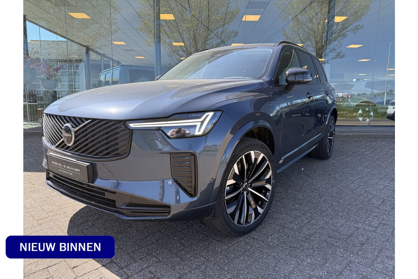 Volvo XC90 - 2.0 T8 Plug-in hybrid AWD Plus Dark ** Panodak ** Harman/Kardon ** HUD - AutoWereld.nl