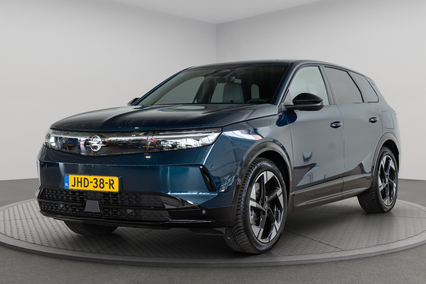 Opel Grandland Electric - Business Edition 73 kWh | 8 Jaar Garantie | Warmetpomp | 20 Inch velgen | Head-Up | Elektr - AutoWereld.nl