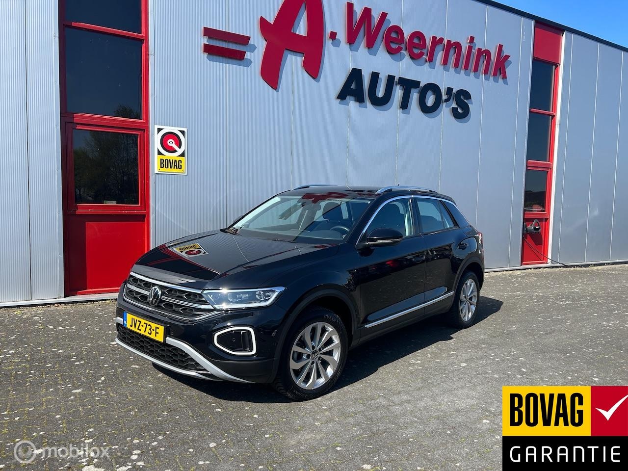 Volkswagen T-Roc - 1.5 TSI Life Business Alcantara Camera Massage stoelen. - AutoWereld.nl