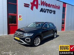 Volkswagen T-Roc - 1.5 TSI Life Business Alcantara Camera Massage stoelen