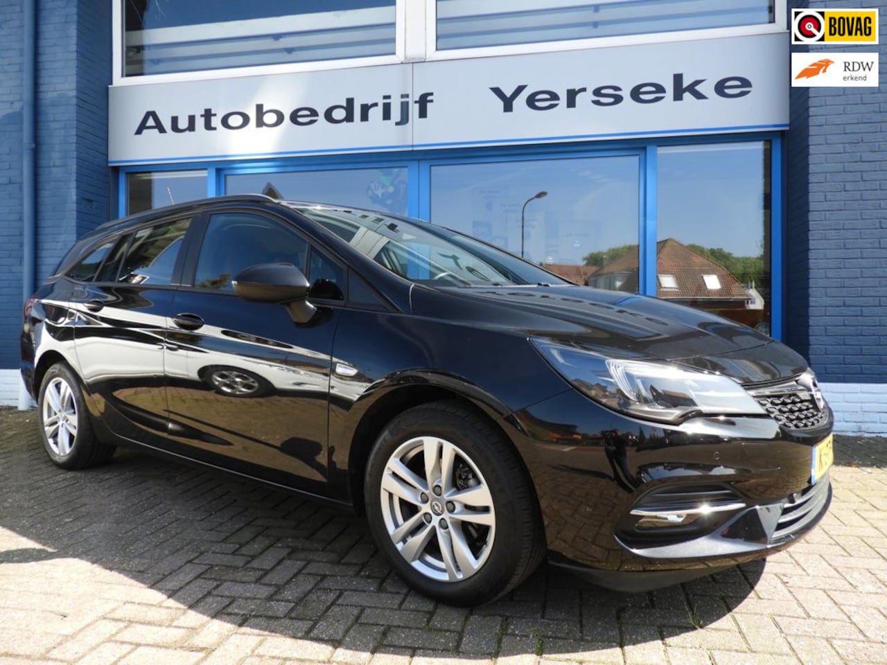 Opel Astra Sports Tourer - 1.2 Edition 1.2 Edition - AutoWereld.nl