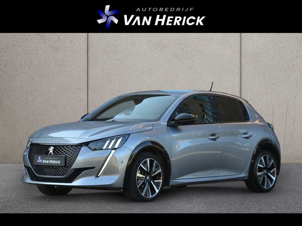 Peugeot 208 - 1.2 PureTech GT-line 130PK Automaat | Navigatie | Keyless | Side Assist - AutoWereld.nl