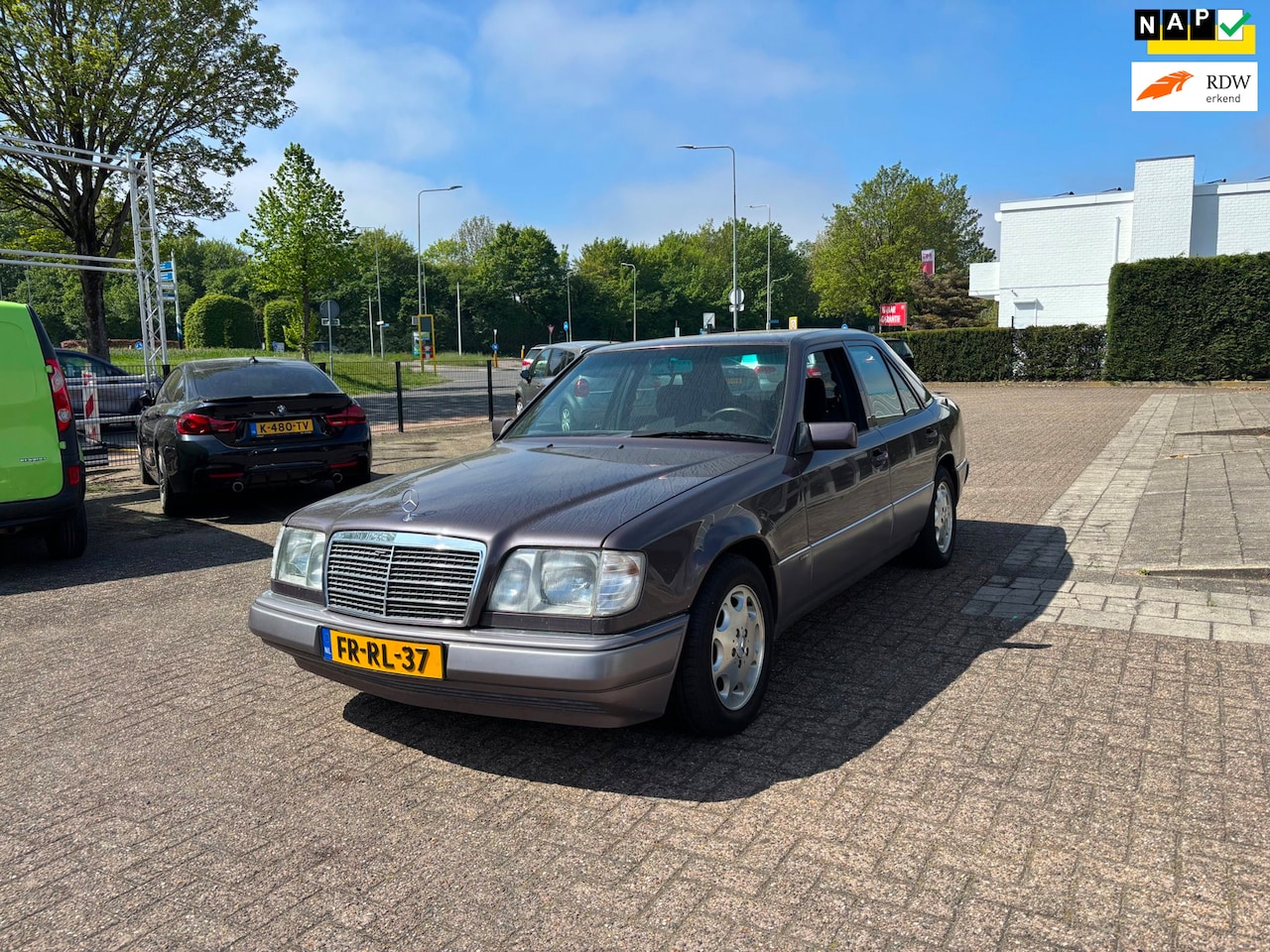 Mercedes-Benz 200-500 (W124) - 300 D 300 D - AutoWereld.nl