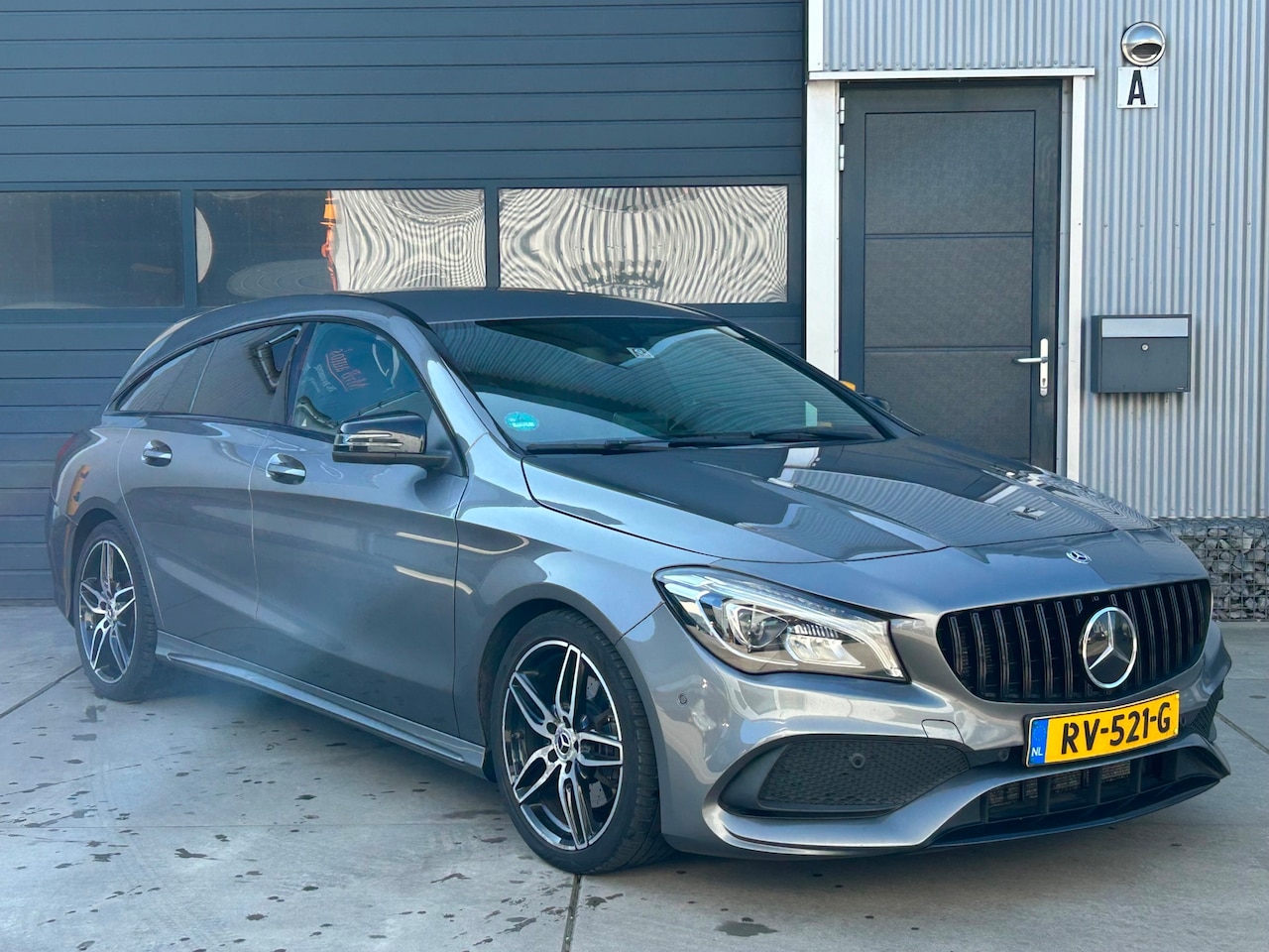 Mercedes-Benz CLA-klasse Shooting Brake - 220 d Ambition 220 d Ambition, Camera, Trekhaak, Zeer nette auto - AutoWereld.nl