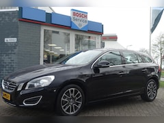 Volvo V60 - T5 240pk Powershift Momentum | LEDER | TREKHAAK | XENON