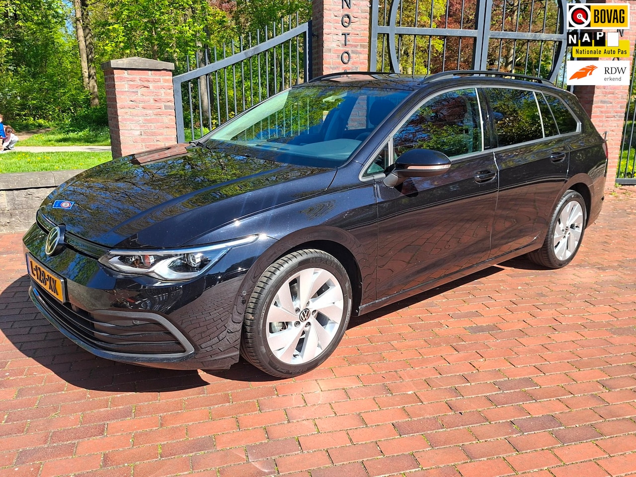 Volkswagen Golf Variant - 1.5 TSI Virtual Apple car. Stoelverw. Cruise Elec. stoel - AutoWereld.nl
