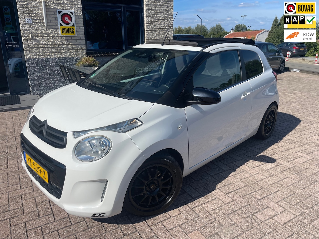 Citroën C1 - 1.2 PureTech-Bluetooth- NAV- Cabrio - AutoWereld.nl