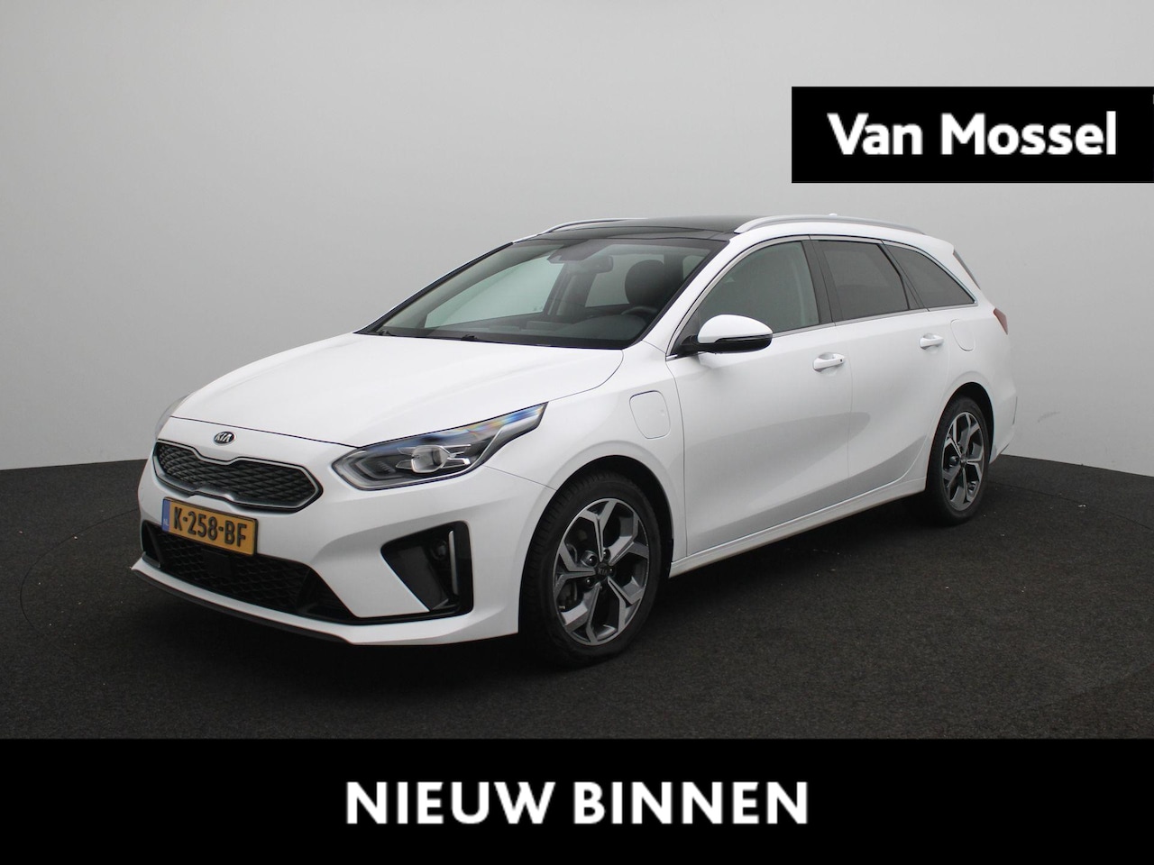 Kia Cee'd Sportswagon - Ceed 1.6 GDI PHEV ExecutiveLine | Apple Carplay/Android Auto | Camera | Verwarmde Voorstoe - AutoWereld.nl