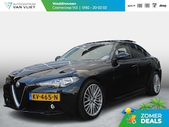 Alfa Romeo Giulia - 2.0 Turbo Aut. 200pk Super | Bruin Leder | Schuif/Kanteldak | 18"