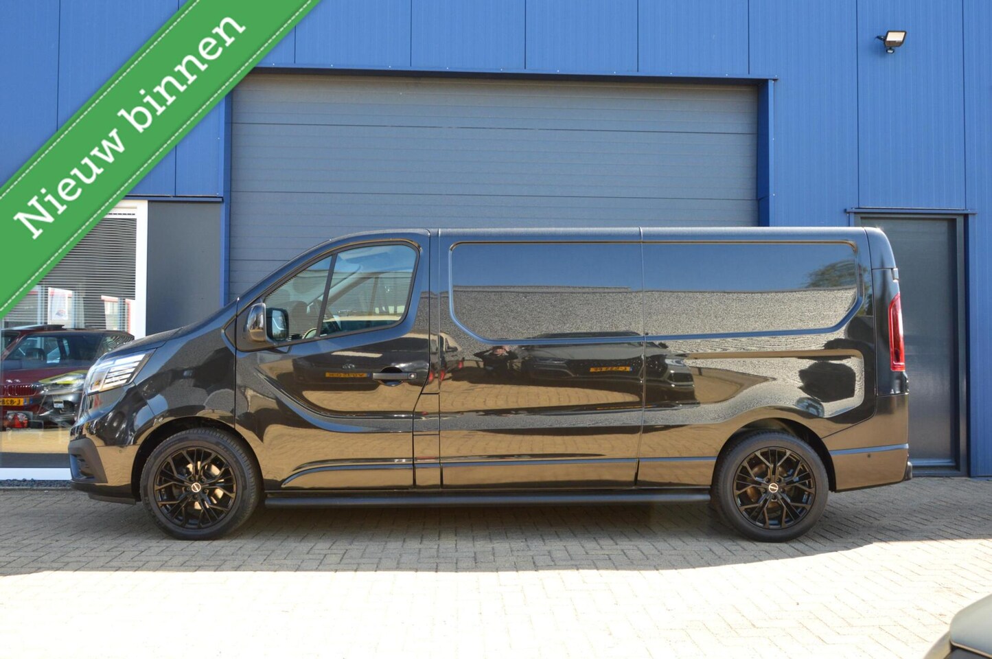 Renault Trafic - bestel 2.0 dCi 170 T30 L2H1 Luxe - AutoWereld.nl
