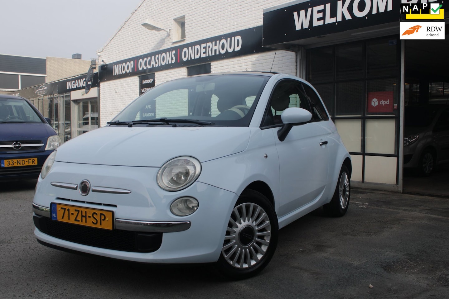 Fiat 500 - 1.4-16V Lounge / Airco /APK Nieuw / Glazen dak / Elektrische ramen - AutoWereld.nl