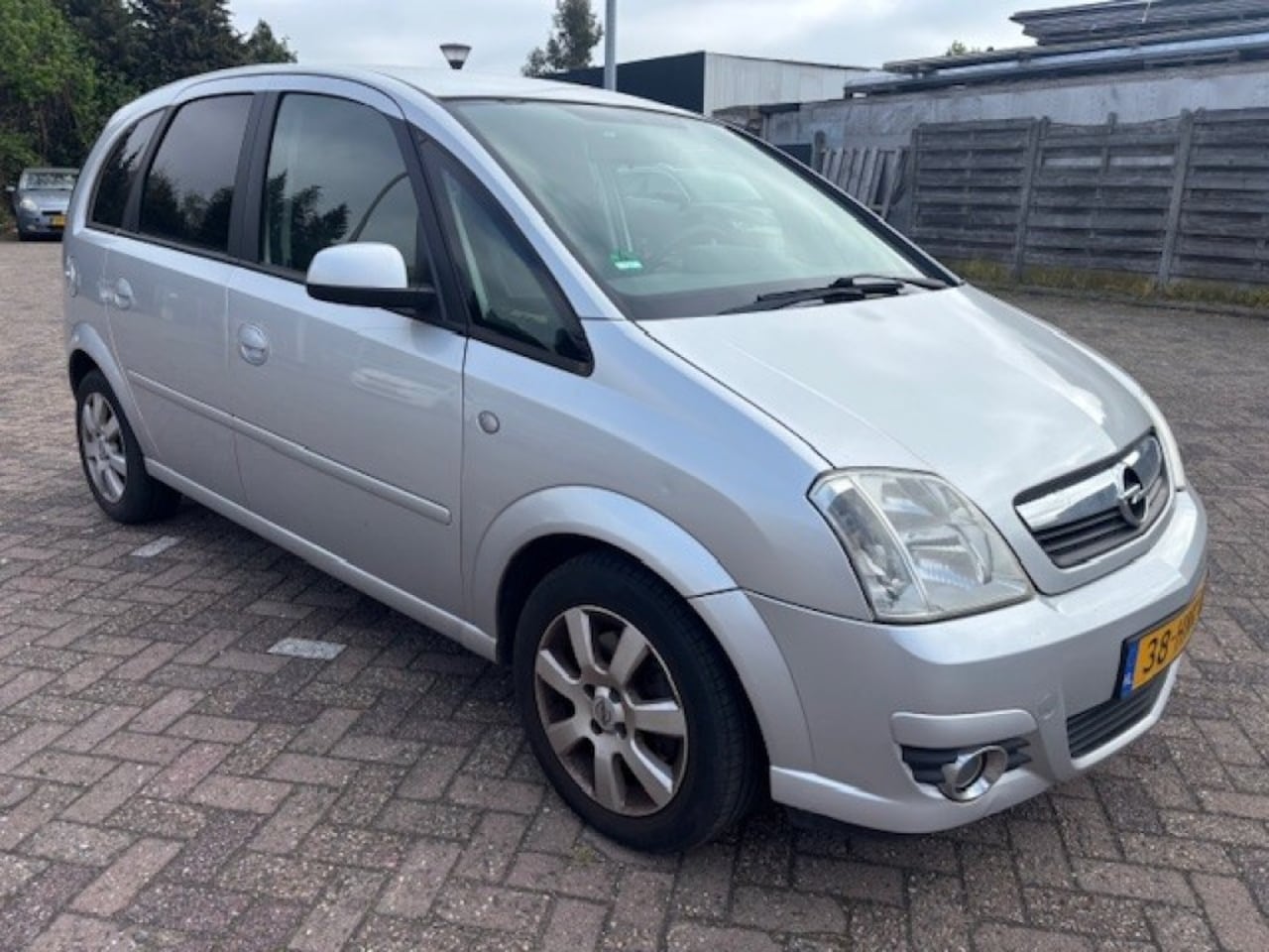 Opel Meriva - 1.6-16V Cosmo 1.6-16V Cosmo - AutoWereld.nl