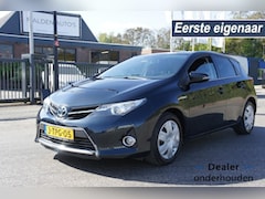 Toyota Auris - 1.8 HYBRID LEASE 1eEIG NAVI/PANO/CAM/CRUISE/CLIMA DEALER ONDERHOUDEN