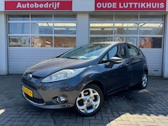 Ford Fiesta - 1.4 Trend 5-Deurs Airco Cruise Parkeersensoren